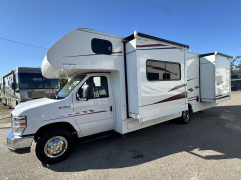 2019 Winnebago Outlook