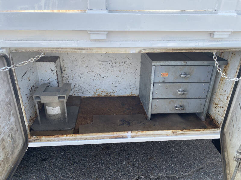 2007 Freightliner M2 106