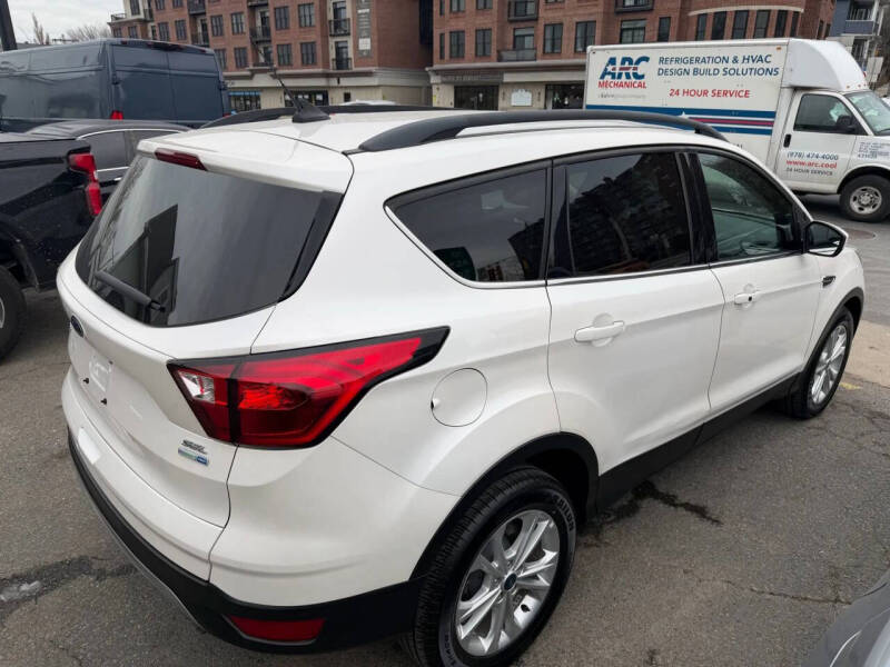 2019 Ford Escape SEL