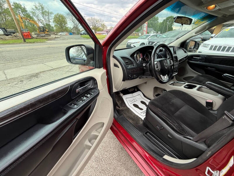 2015 Dodge Grand Caravan SXT Plus