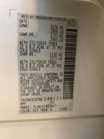 2022 Nissan Pathfinder SL