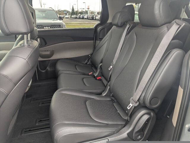 2025 Kia Carnival Hybrid EX