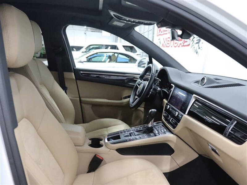 2019 Porsche Macan