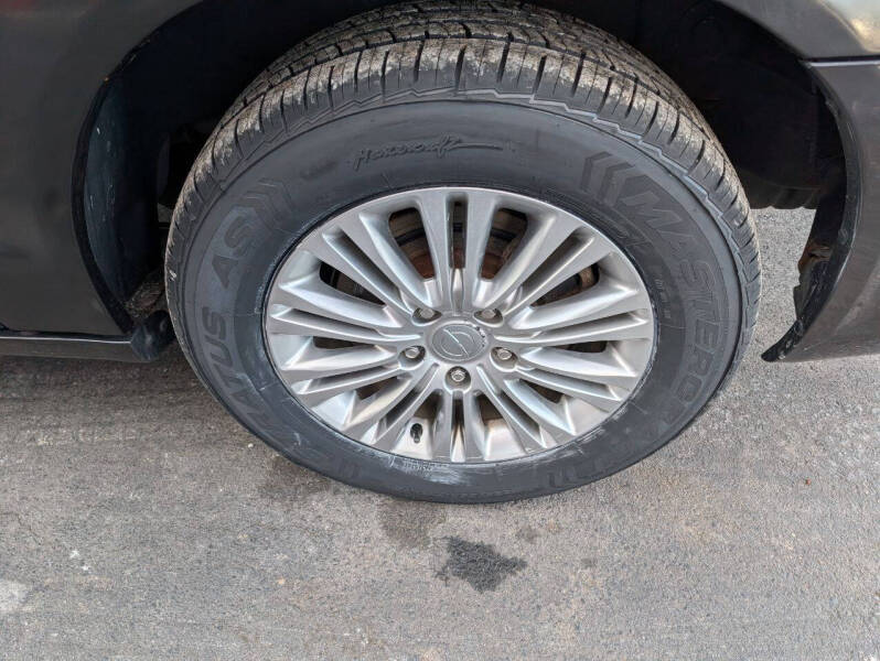 2015 Chrysler Town and Country Touring-L