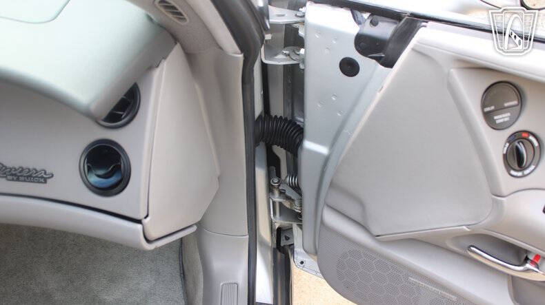 1999 Buick Riviera Supercharged
