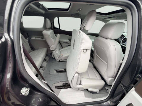 2017 GMC Acadia SLT-1
