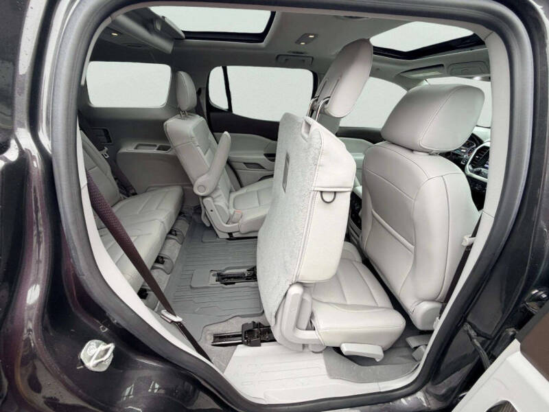 2017 GMC Acadia SLT-1