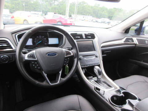 2015 Ford Fusion SE