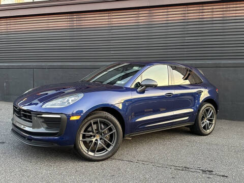 2024 Porsche Macan T