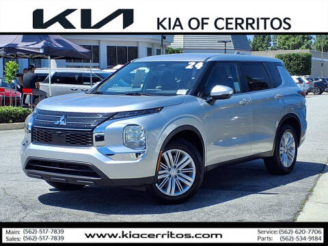 2024 Mitsubishi Outlander ES