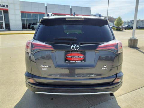 2017 Toyota RAV4 SE
