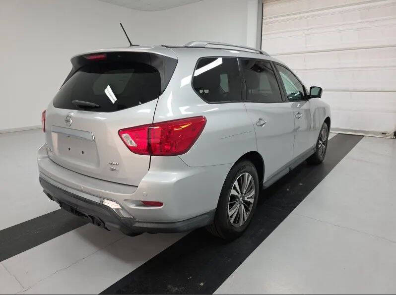2017 Nissan Pathfinder