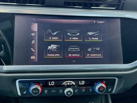 2020 Audi Q3 quattro Premium 45 TFSI