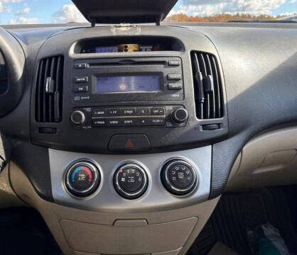 2010 Hyundai Elantra Blue