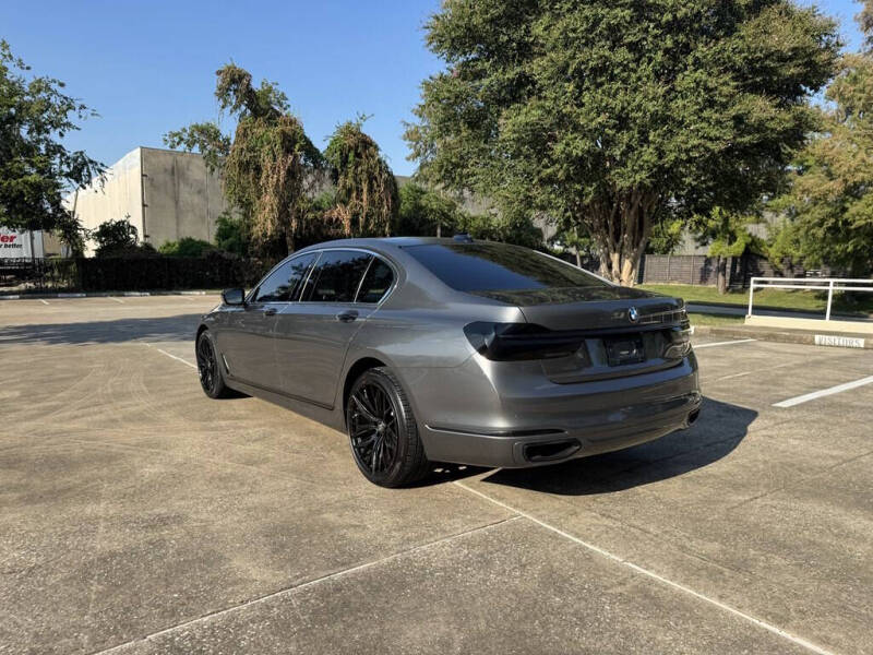 2017 BMW 7 Series 740i