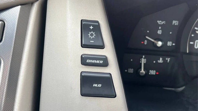 2005 Cadillac XLR