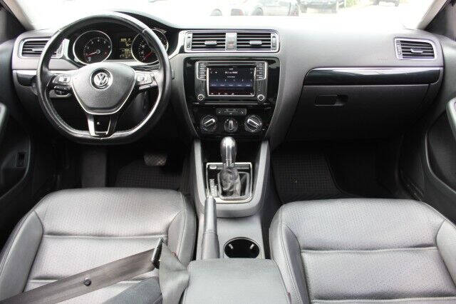 2016 Volkswagen Jetta 1.8T SEL
