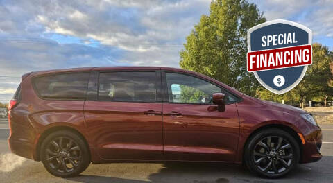 2020 Chrysler Pacifica Touring