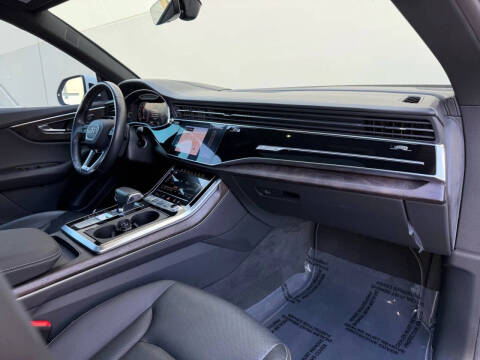 2019 Audi Q8 quattro Prestige 55 TFSI