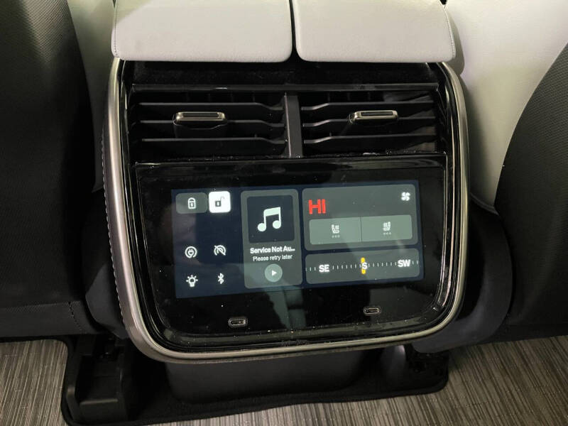 2023 Rivian R1T Adventure