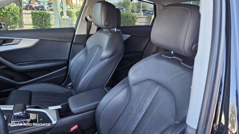 2017 Audi A4 2.0T quattro Prestige