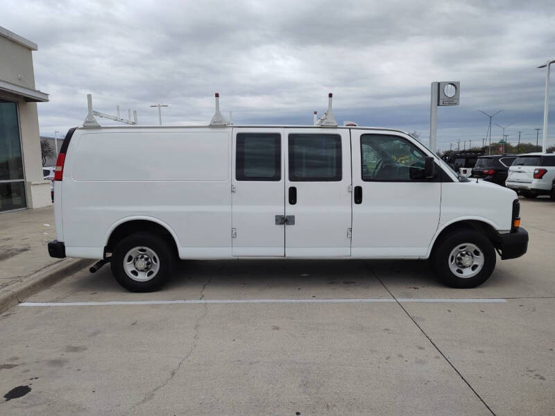 2016 Chevrolet Express 2500