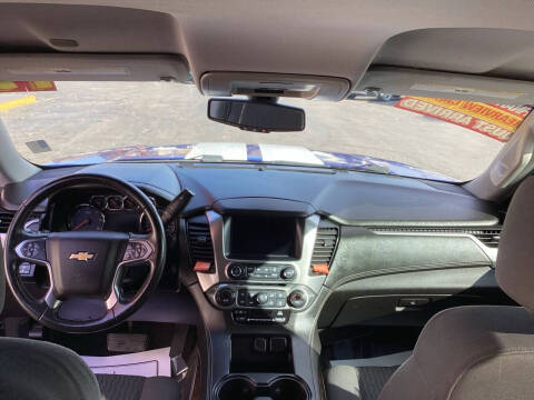 2017 Chevrolet Suburban LS