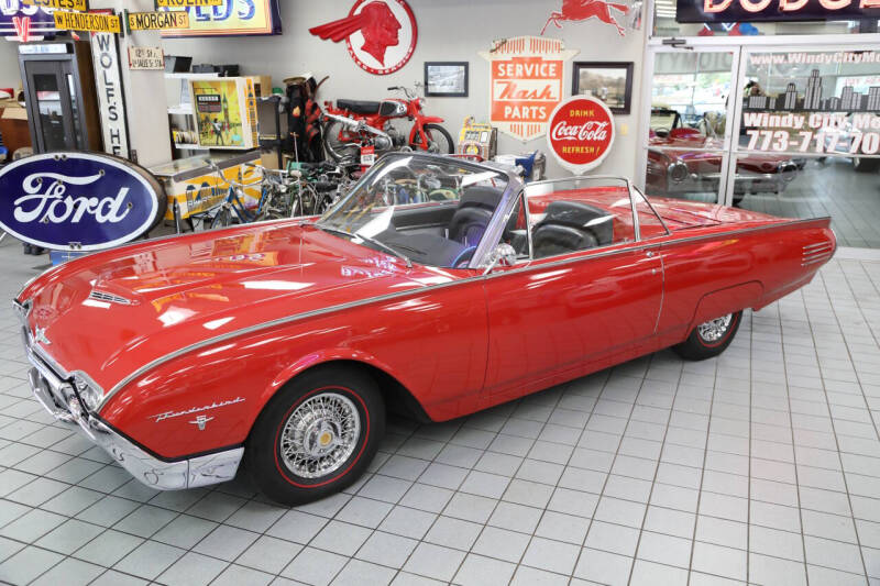 1961 Ford Thunderbird