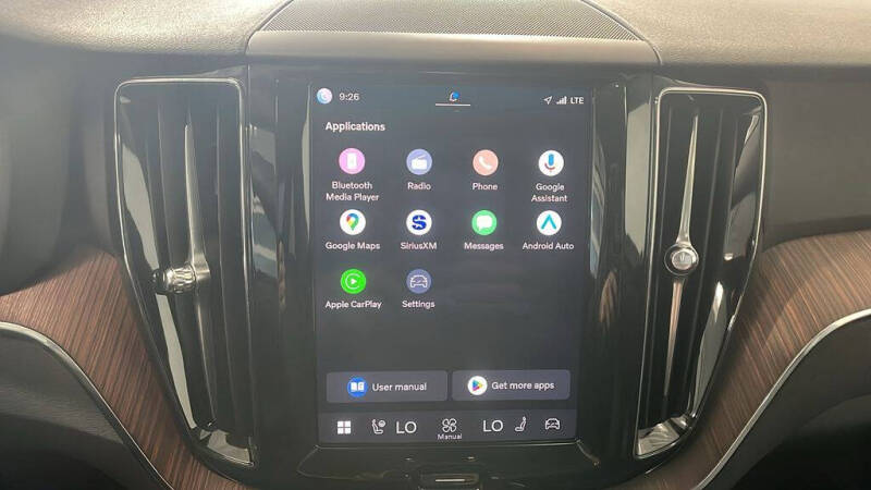 2023 Volvo XC60 B5 Plus Dark Theme