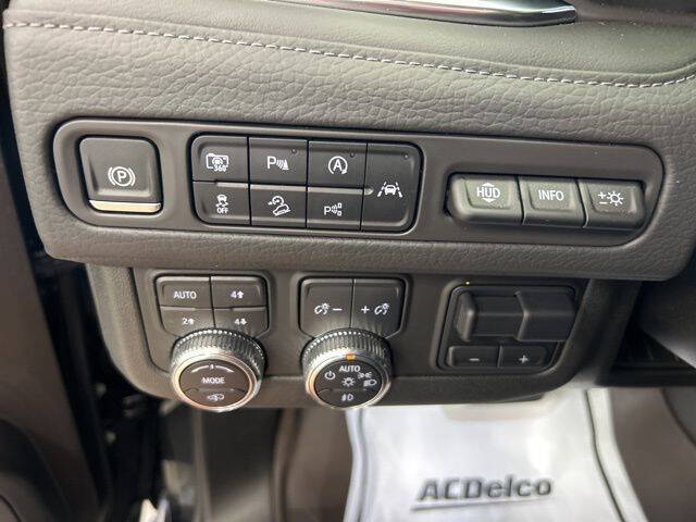 2024 GMC Yukon Denali