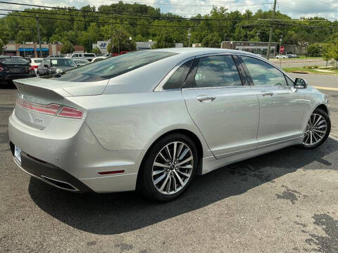 2017 Lincoln MKZ Premiere