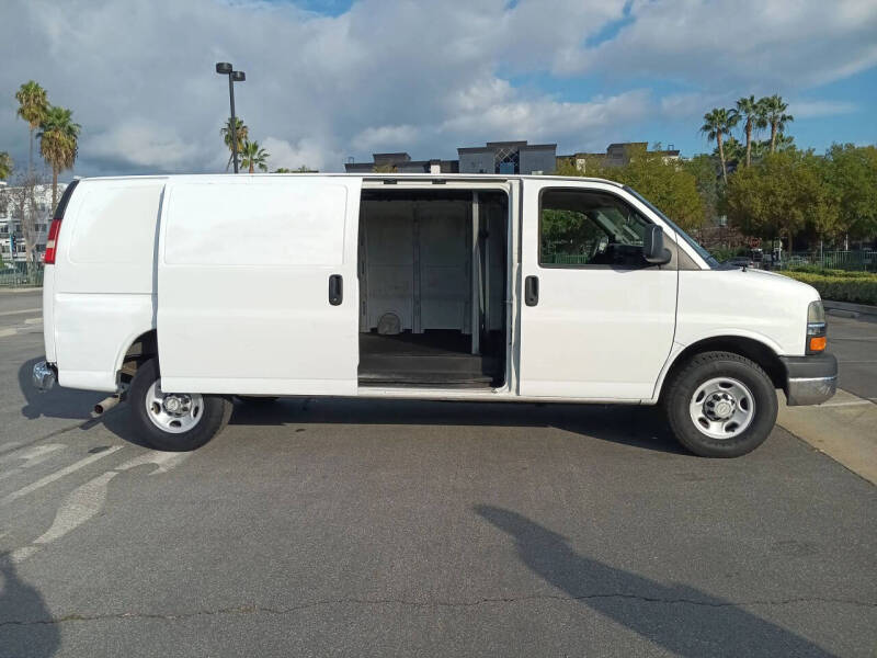 2011 Chevrolet Express 2500