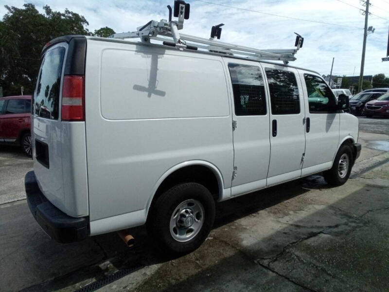 2017 Chevrolet Express 2500