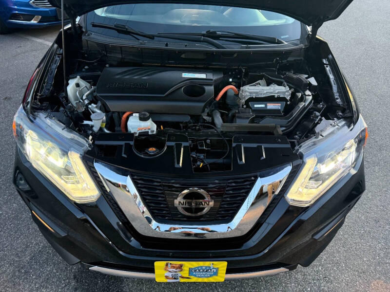 2017 Nissan Rogue Hybrid