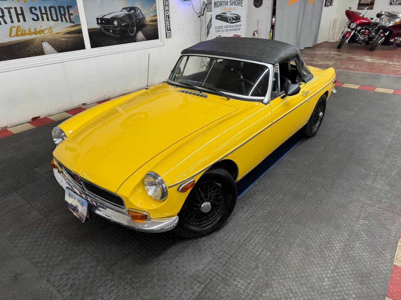 1974 MG MGB 2
