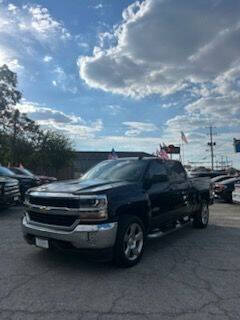 Used Car 2017 Chevrolet Silverado 1500  Lt Z71 4x4 4dr Crew Cab 5.8 Ft. Sb For Sale Under $20,000 In San Antonio, Texas