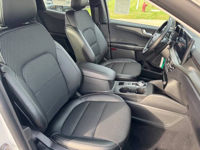 2025 Ford Escape Plug-In Hybrid PHEV