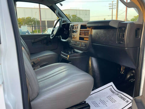 2020 Chevrolet Express 2500