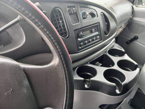 2006 Ford E-Series E-350 SD