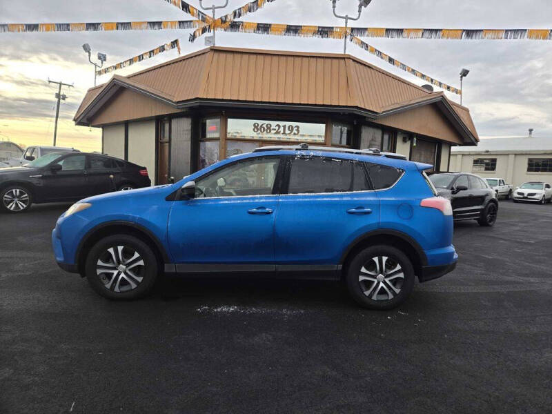 2017 Toyota RAV4 LE