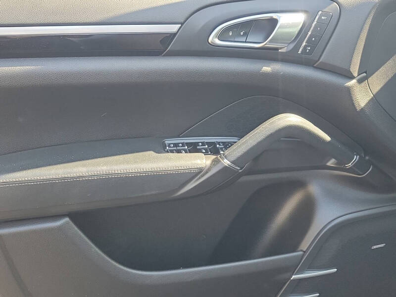 2014 Porsche Cayenne