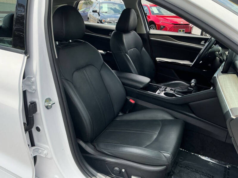 2022 Kia K5 EX