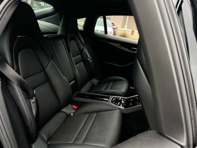 2019 Porsche Panamera