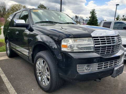 2008 Lincoln Navigator for sale at M & M Auto Brokers in Chantilly VA