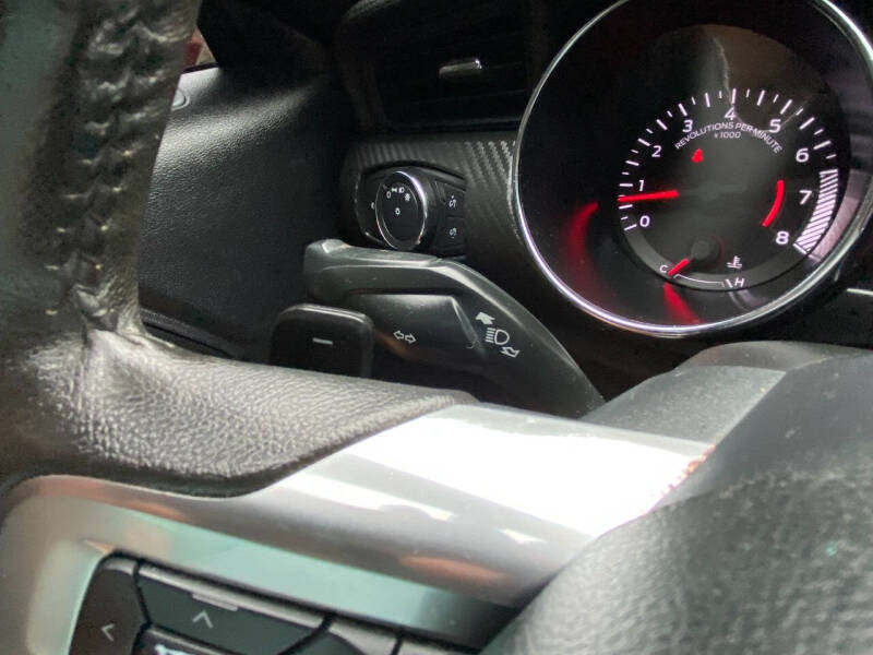 2015 Ford Mustang V6