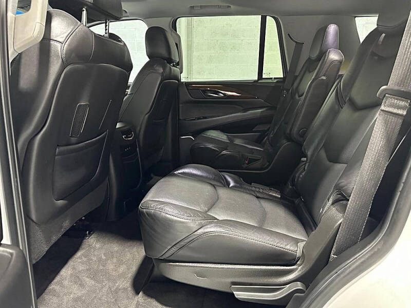 2020 Cadillac Escalade Luxury