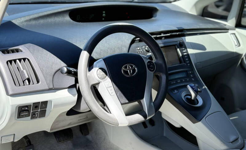 2010 Toyota Prius I