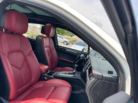2017 Porsche Macan GTS