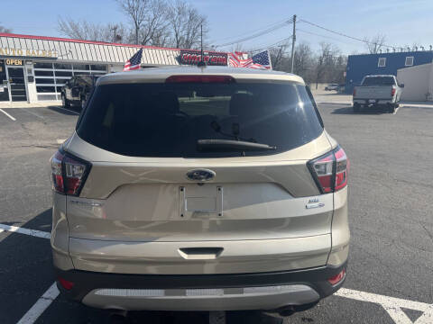 2017 Ford Escape SE