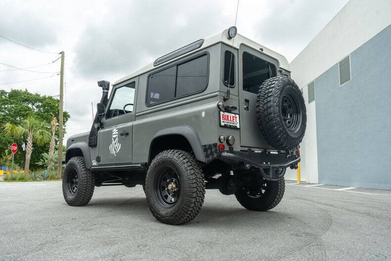 1991 Land Rover Defender